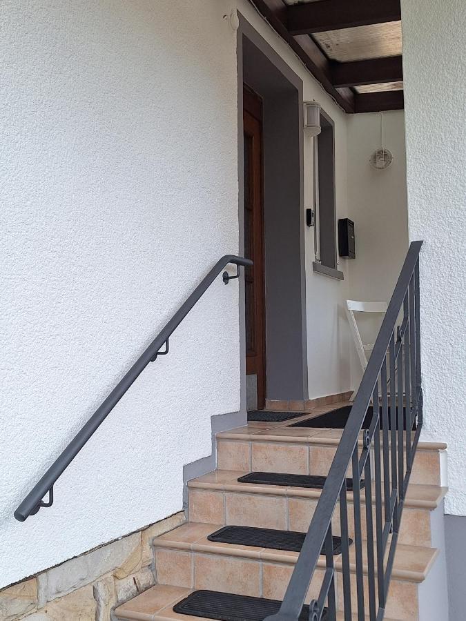 Schlafen Vor Den Toren Von Osnabrueck Fuer 5 Pers. *